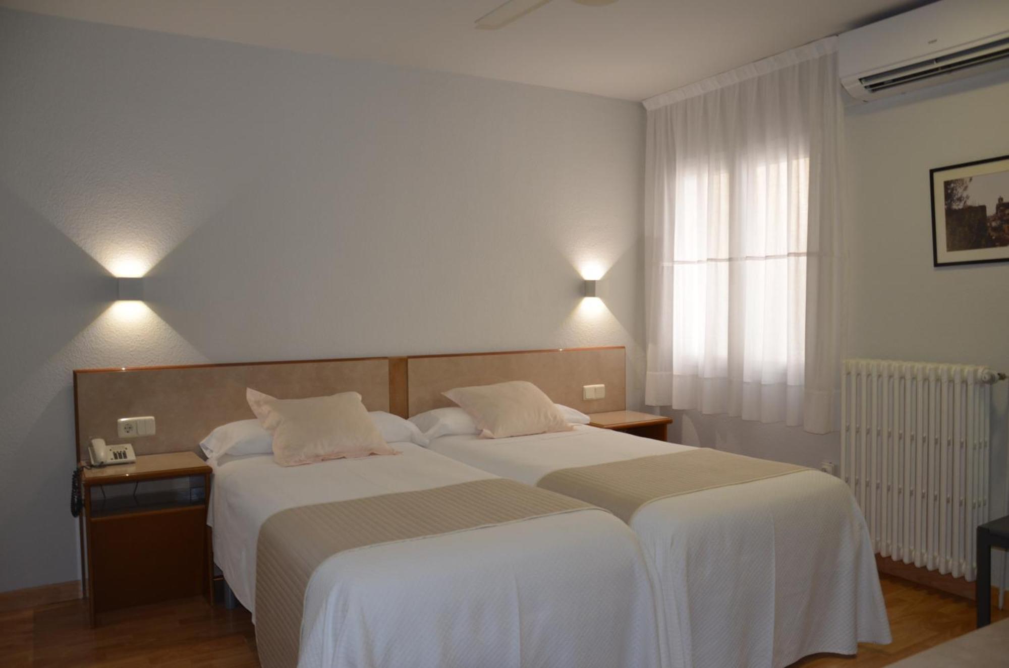Hotel Balaguer Luaran gambar